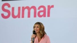 Yolanda Díaz intenta sacar cabeza con la milonga de los precios